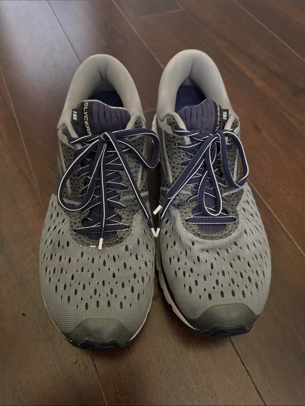 Brooks Glycerin 16 Men's Running Shoes - Gray and Navy - Picture 2 of 3